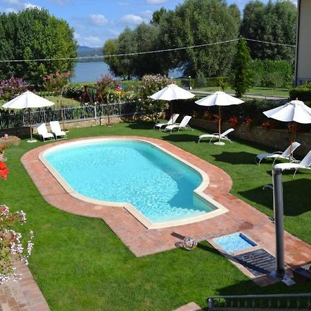 Appartamento Lago Trasimeno - Torricella Pg Bagian luar foto
