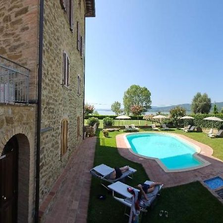 Appartamento Lago Trasimeno - Torricella Pg Bagian luar foto