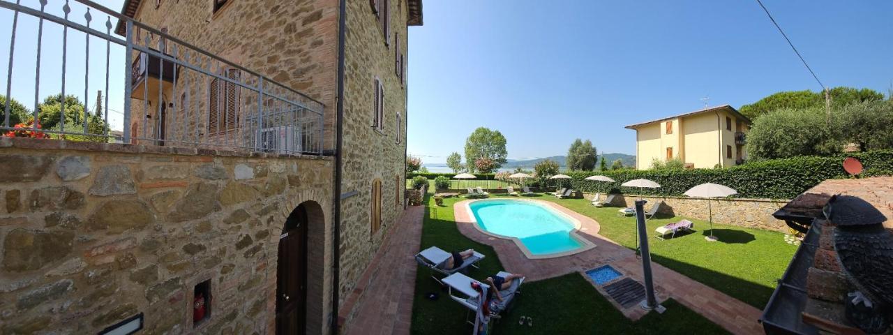 Appartamento Lago Trasimeno - Torricella Pg Bagian luar foto